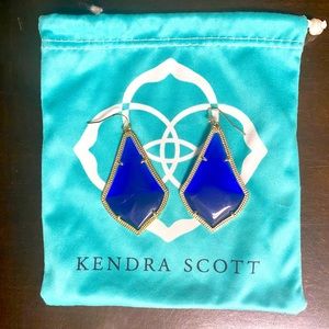 Beautiful blue and gold Kendra Scott earrings!